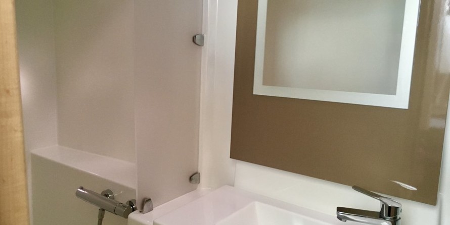 Fountaine Pajot Lucia 40