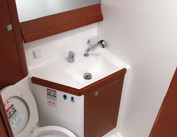 Beneteau Oceanis 48