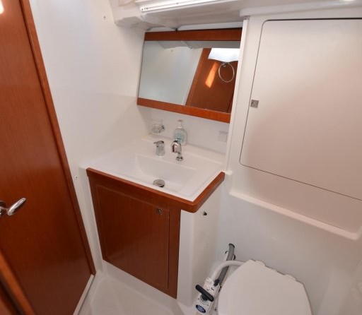 Beneteau Oceanis 48