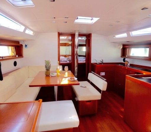 Beneteau Oceanis 48