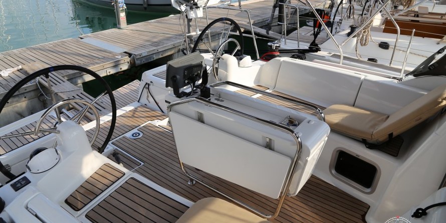 Jeanneau Sun Odyssey 419