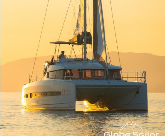 Bali catamarans 4.0 lounge