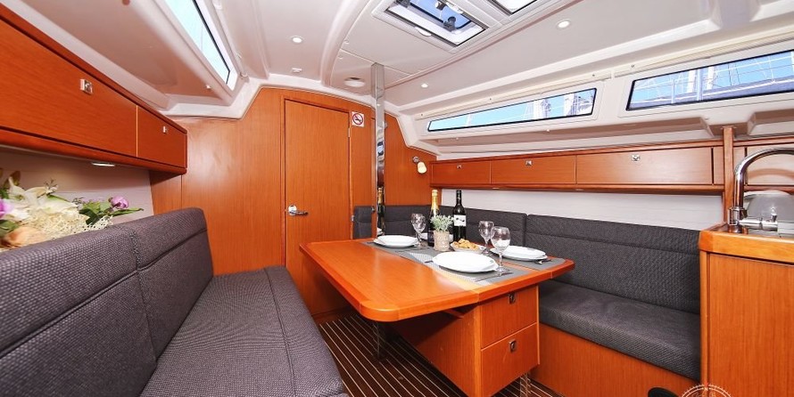 Bavaria 33 Cruiser