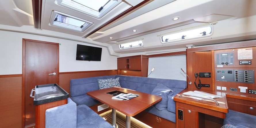 Hanse 505