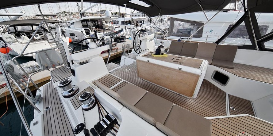 Jeanneau 54