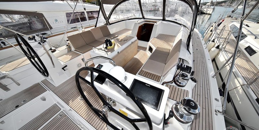 Jeanneau 54