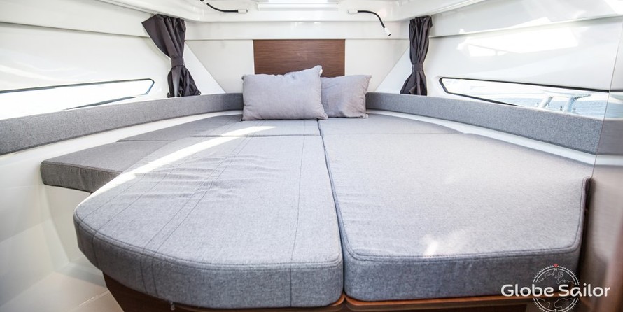 Beneteau Antares 9 OB