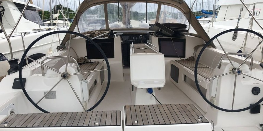 Dufour 412 Grand Large