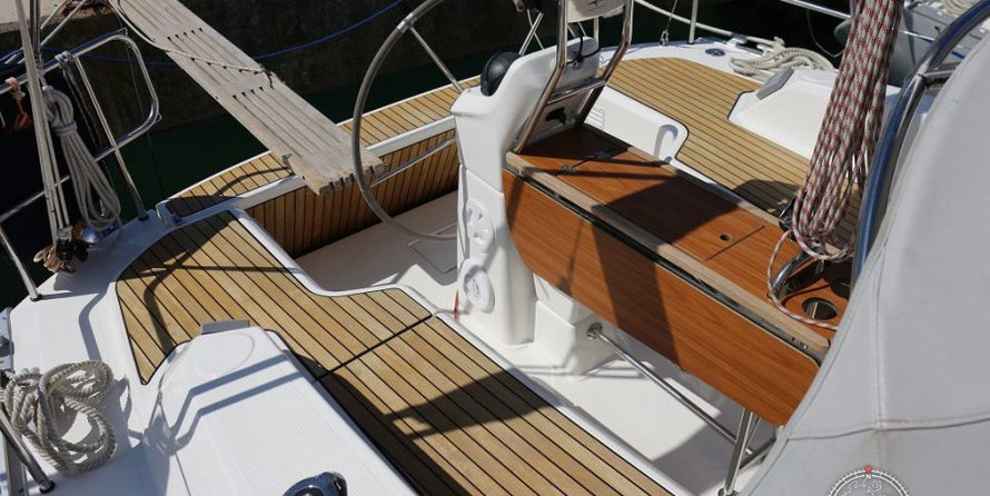 Bavaria 33 Cruiser
