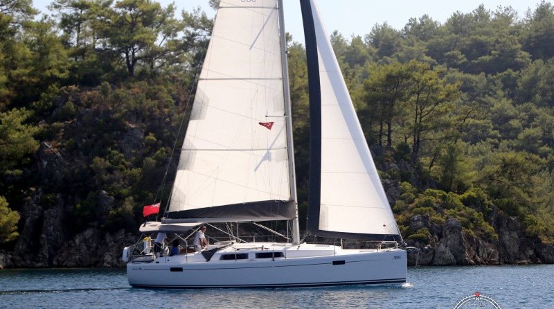 Hanse 385