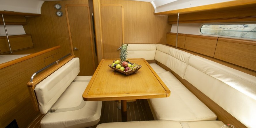 Jeanneau Sun Odyssey 44i