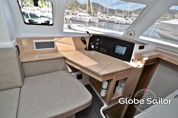 Fountaine Pajot Helia 44