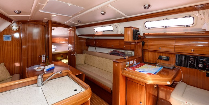 Bavaria 36