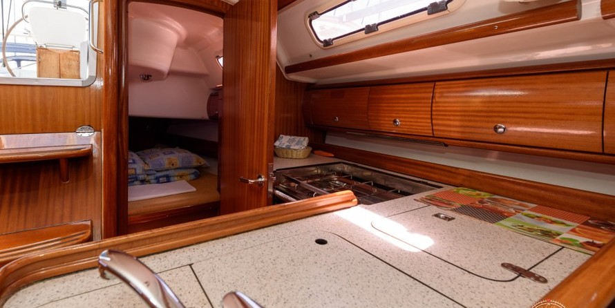Bavaria 36
