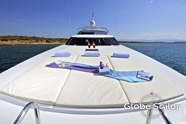 Falcon Yachts Helios