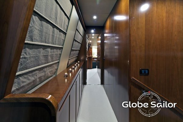 Falcon Yachts Helios