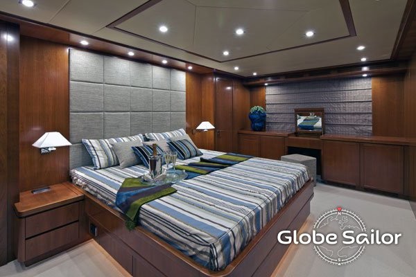 Falcon Yachts Helios