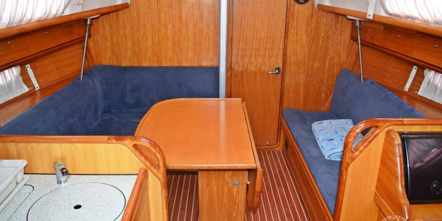 Bavaria 33 Cruiser