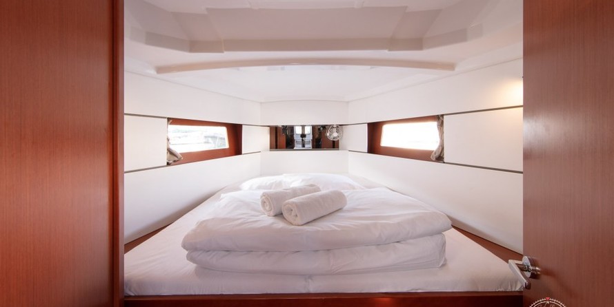 Beneteau Oceanis 38.1