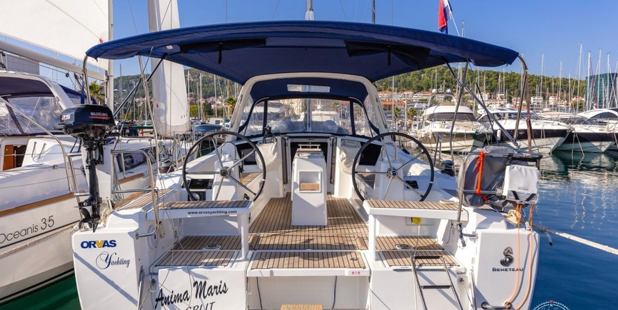 Beneteau Oceanis 38.1