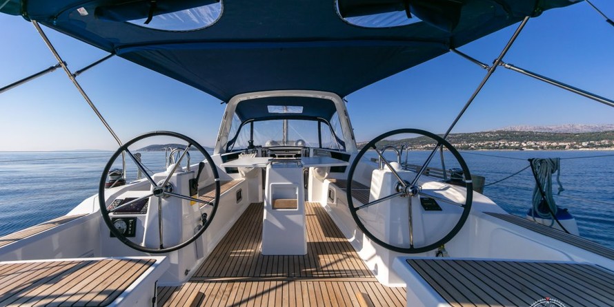 Beneteau Oceanis 38.1