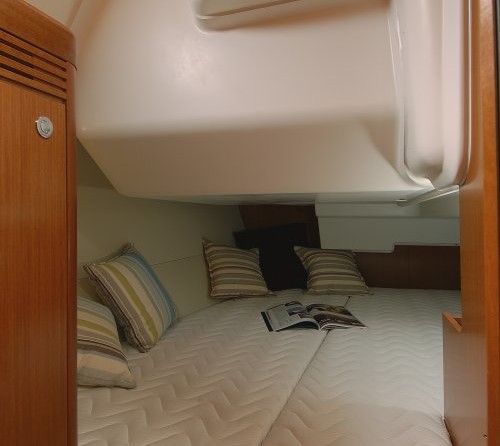 Beneteau Oceanis 37