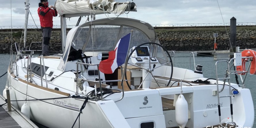 Beneteau Oceanis 37