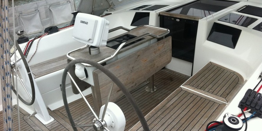 Hanse 385