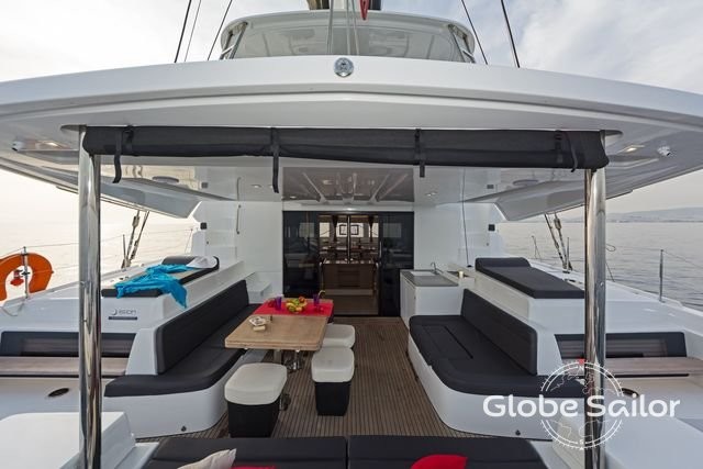Lagoon 50