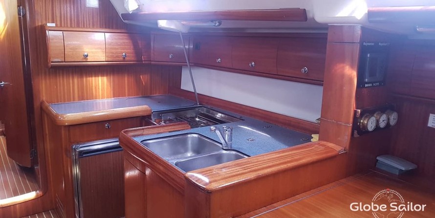 Bavaria 49