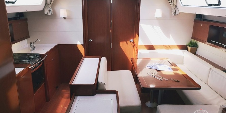 Beneteau Oceanis 50 Family
