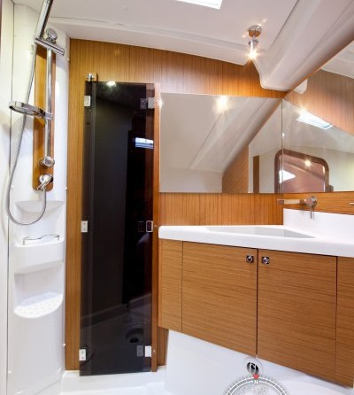 Jeanneau 53