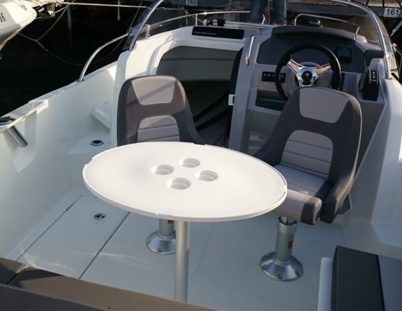 Jeanneau Cap Camarat 6.5 WA