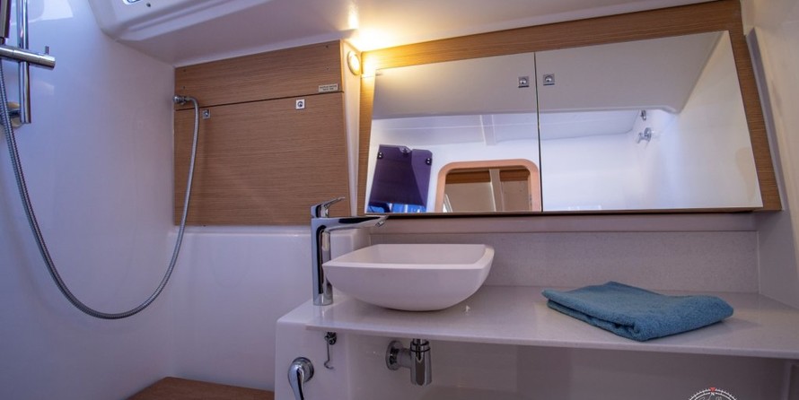 Dufour 430 Grand Large