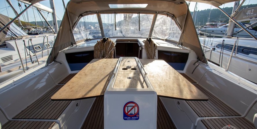 Dufour 430 Grand Large