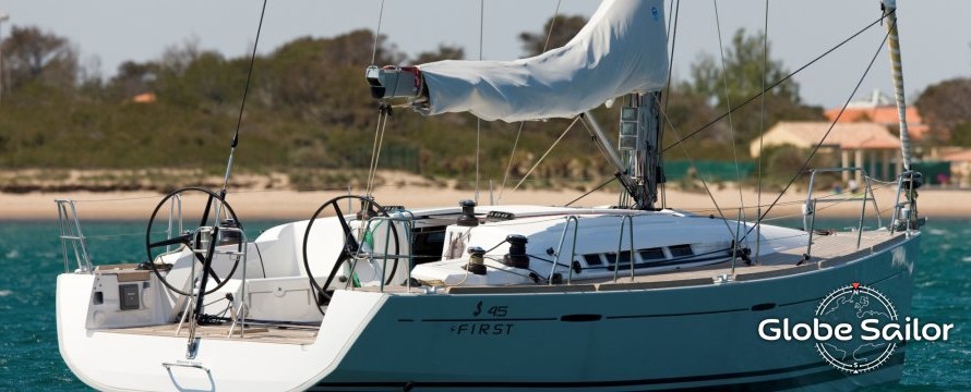 Beneteau First 45