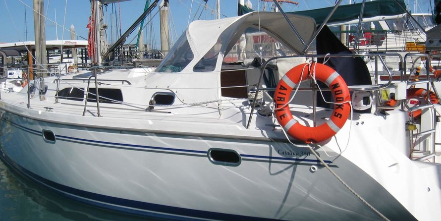 Catalina 350