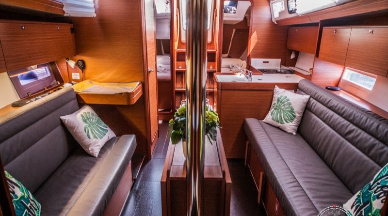 Dufour 350 Grand Large