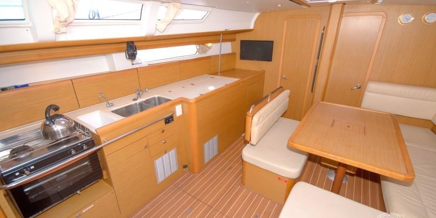 Jeanneau Sun Odyssey 44i