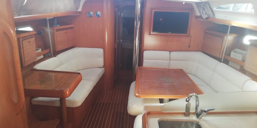 Jeanneau Sun Odyssey 43