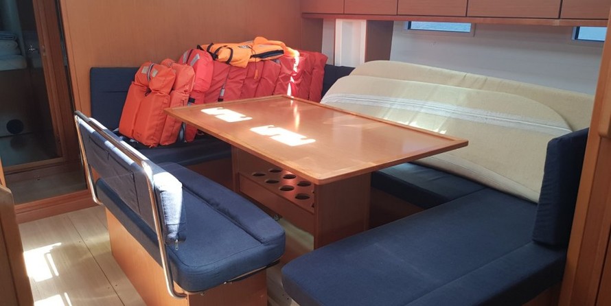 Bavaria Cruiser 50