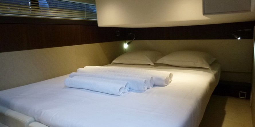 Fairline 42 Squadron