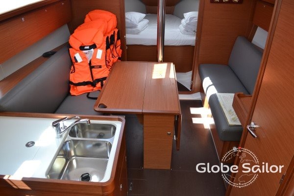 Dufour 360 Grand Large