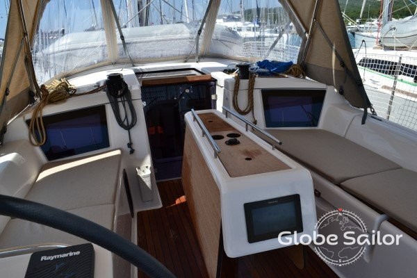 Dufour 360 Grand Large