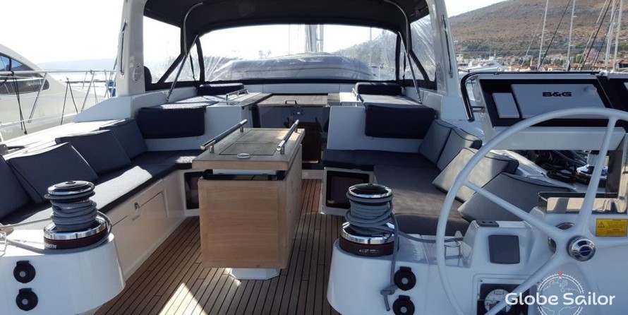 Beneteau Oceanis 55