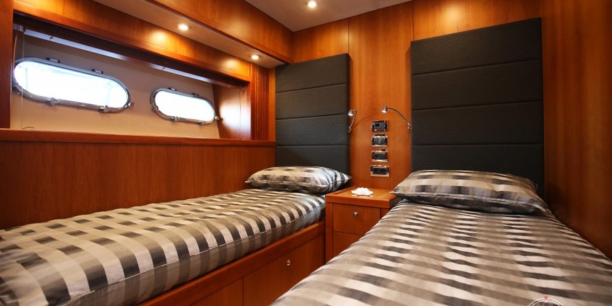 Sunseeker Predator 108