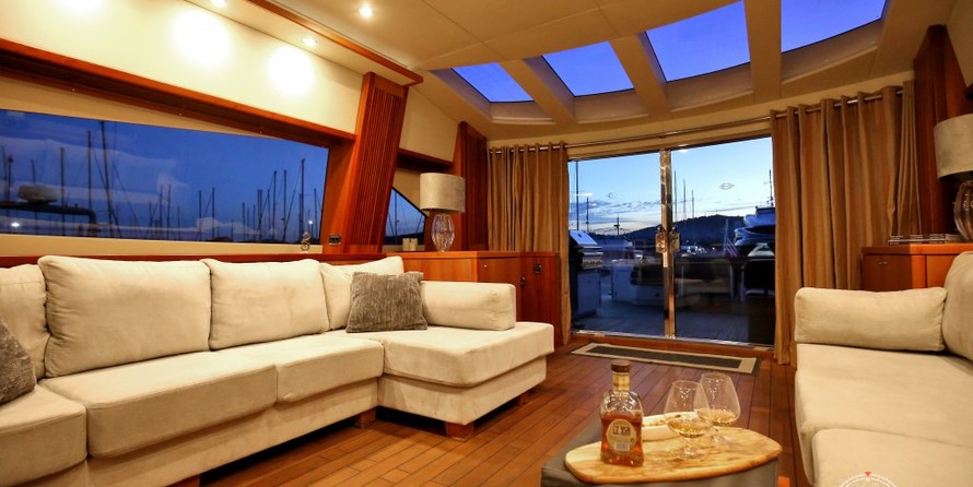 Sunseeker Predator 108