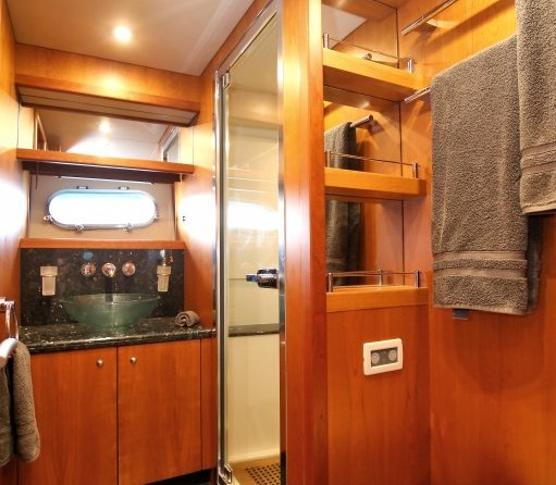 Sunseeker Predator 108