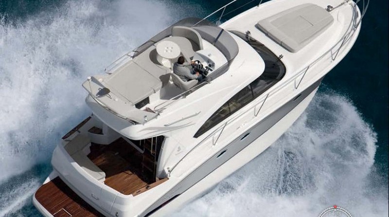 Beneteau Antares 36