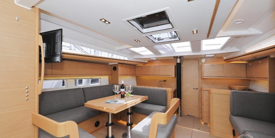 Dufour 520 Grand Large